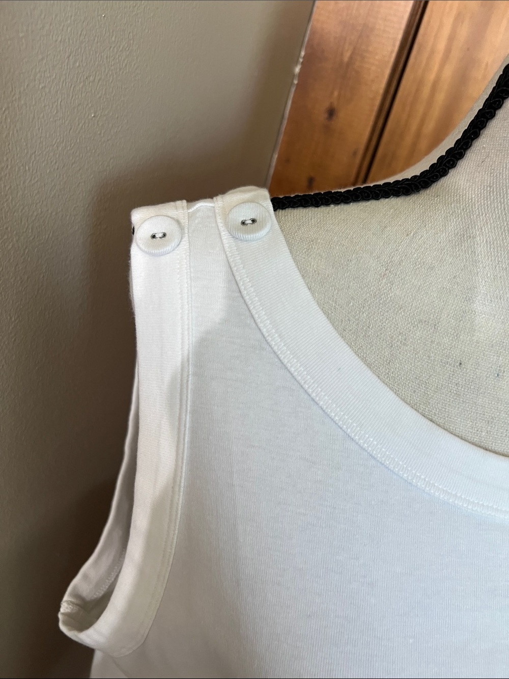 croft & barrow White Button-Shoulder Tank Top - Picture 2 of 4